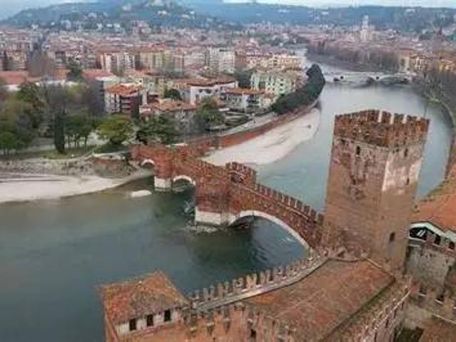 Appartamento in vendita a Verona VR