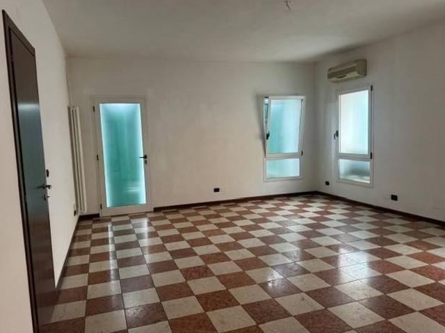 Appartamento in vendita a Verona VR