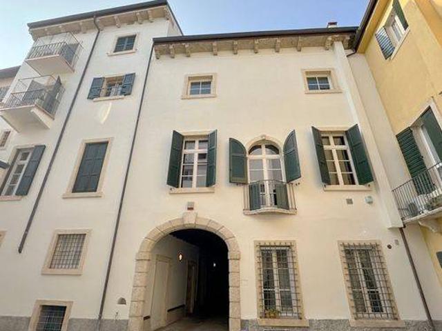 Appartamento in vendita a Verona VR