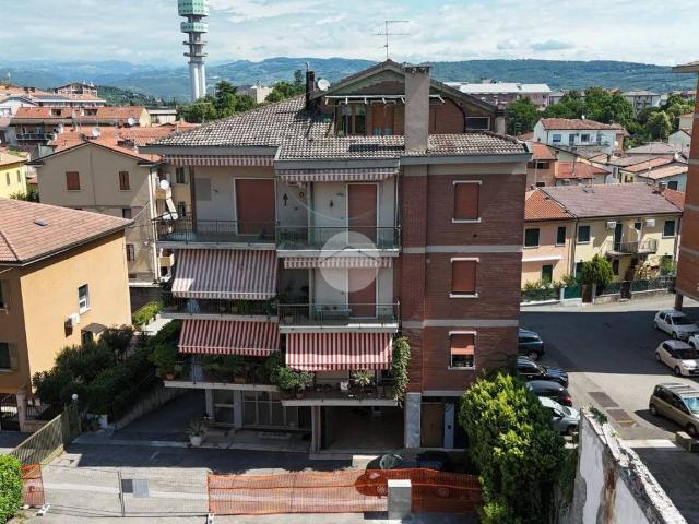 Appartamento in vendita a Verona VR
