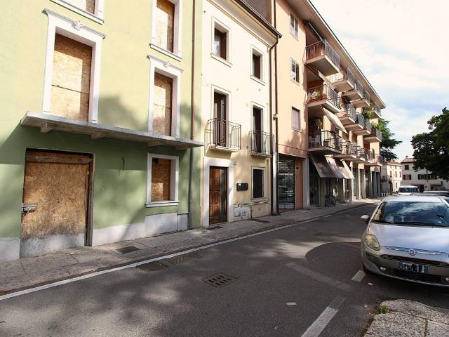 Appartamento in vendita a Verona VR