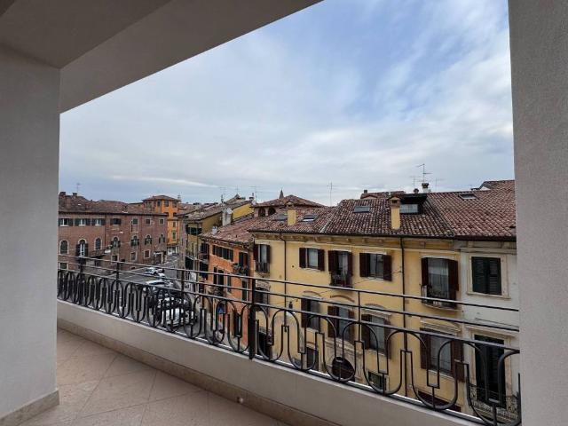Appartamento in vendita a Verona VR