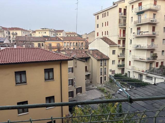 Appartamento in vendita a Verona VR