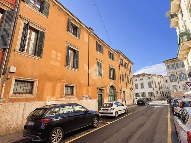 Appartamento in vendita a Verona VR
