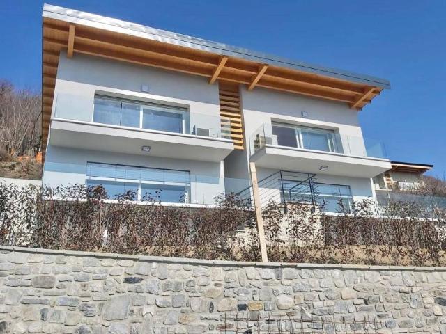 Appartamento in vendita a Vercana CO