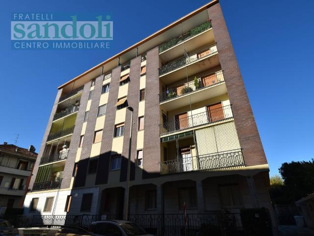 Appartamento in vendita a Vercelli, Stadio
