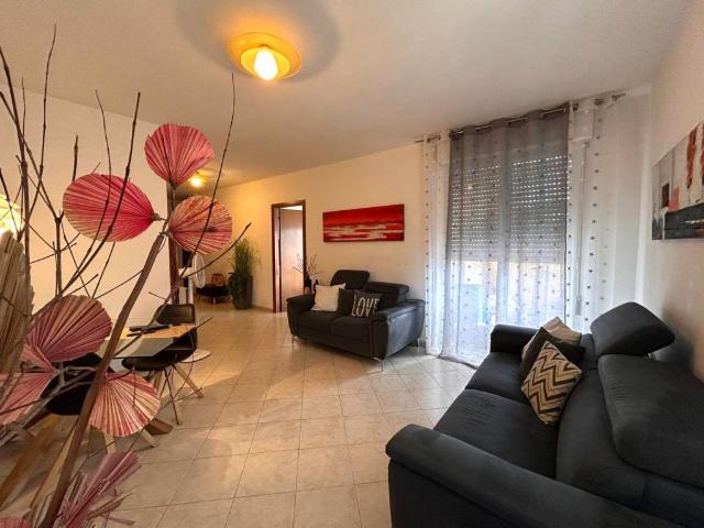 Appartamento in vendita a Vezzano Ligure SP