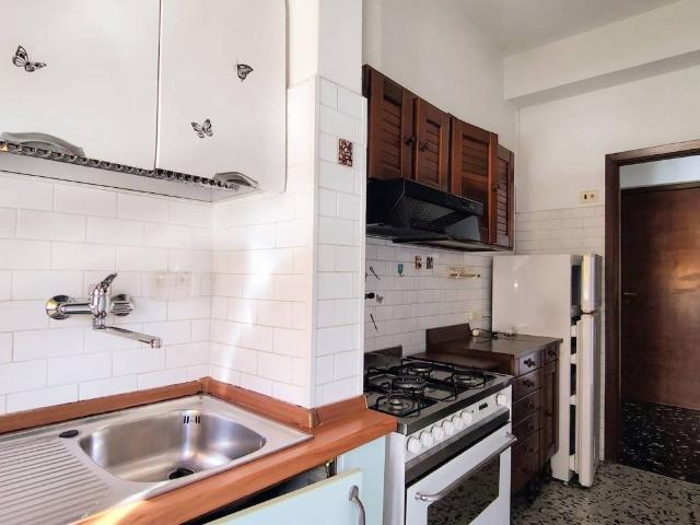 Appartamento in vendita a Vezzano Ligure SP