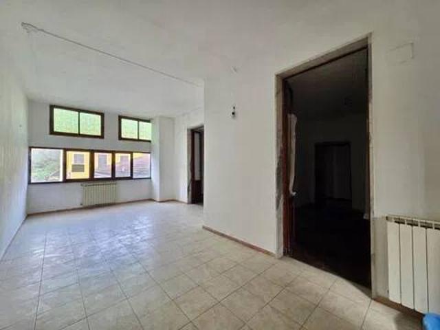 Appartamento in vendita a Vezzano Ligure SP