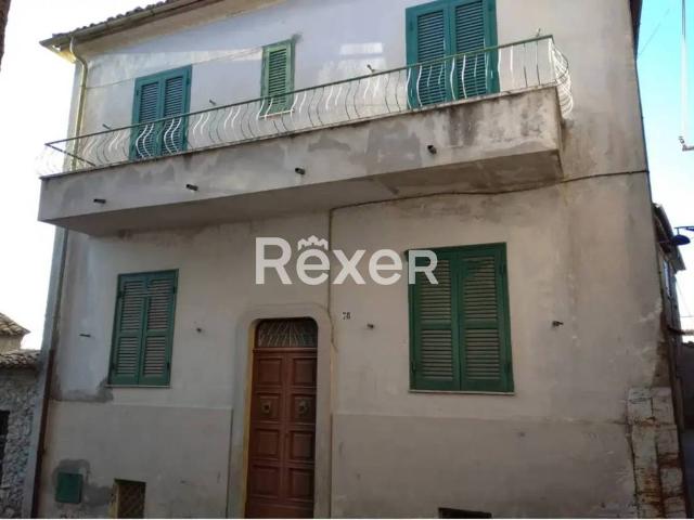Casa indipendente in vendita a Vico nel Lazio FR