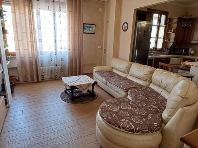 APPARTAMENTO in VENDITA a VICCHIO VICCHIO di 6 vani