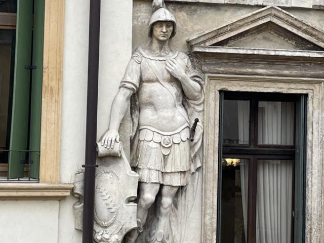 Appartamento in Vendita a Vicenza