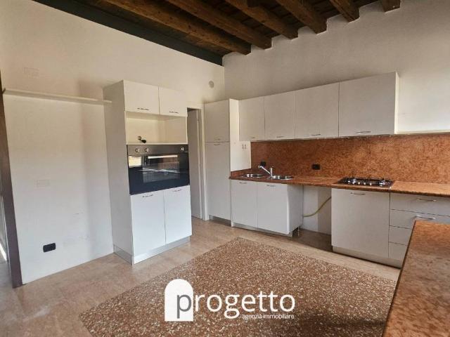 Appartamento in vendita a Vicenza VI
