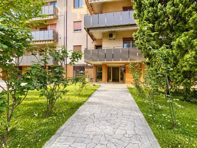 Appartamento in vendita a Vicenza VI