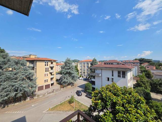 Appartamento in vendita a Vicenza VI