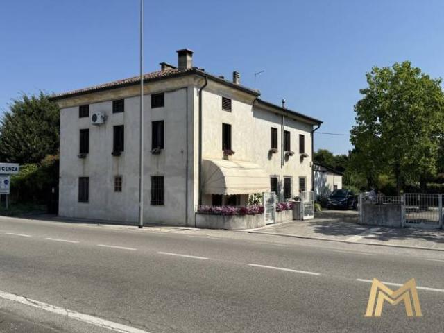 Appartamento in vendita a Vicenza VI
