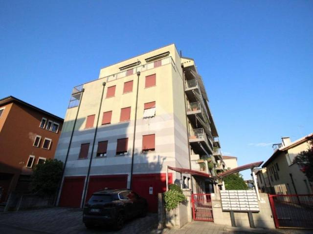 Appartamento in vendita a Vicenza VI