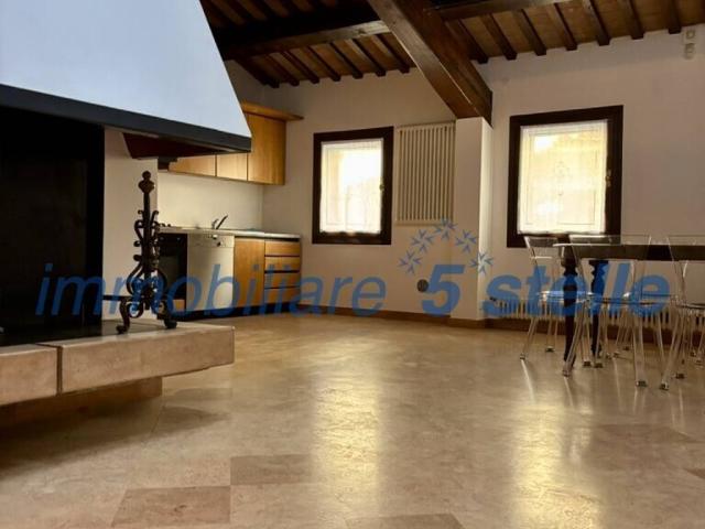 Appartamento in vendita a Vicenza VI
