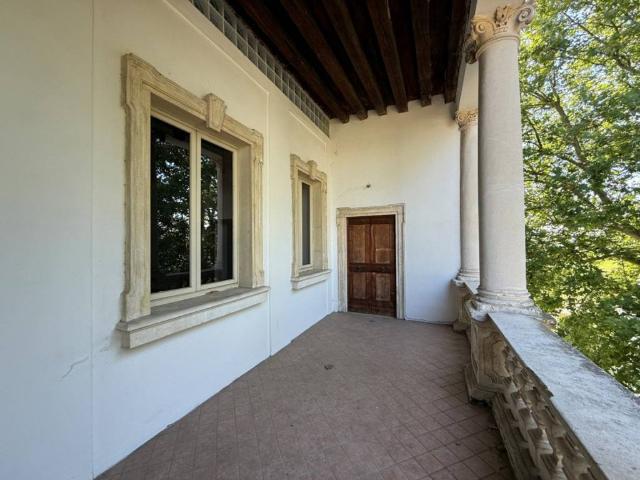 Appartamento in vendita a Vicenza VI