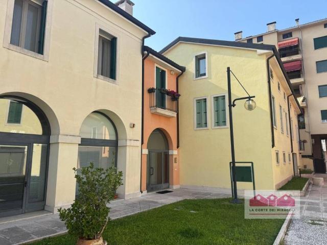 Appartamento in vendita a Vicenza VI