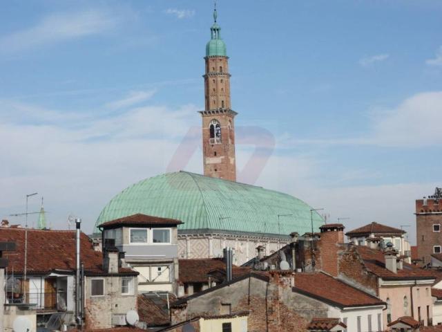 Appartamento in vendita a Vicenza VI