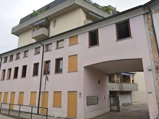 Appartamento in vendita a Vicenza VI