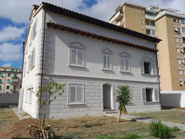 Appartamento in vendita a Via Goito Livorno in Nuovo/in costruzione composto da 5vani