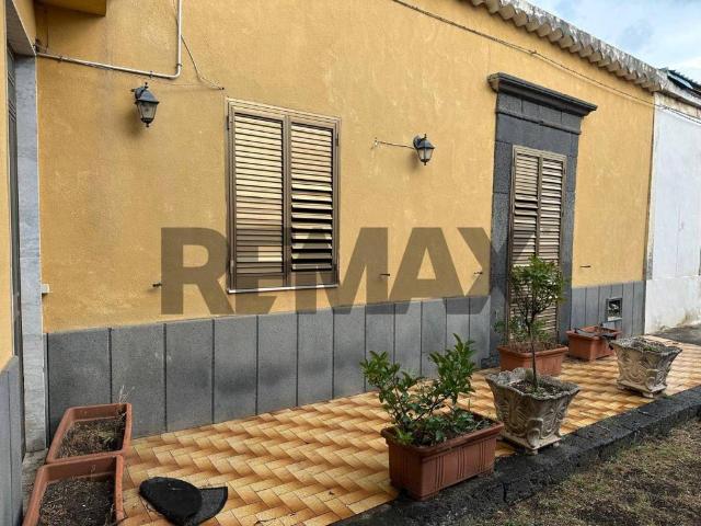 Appartamento in vendita a Viagrande CT