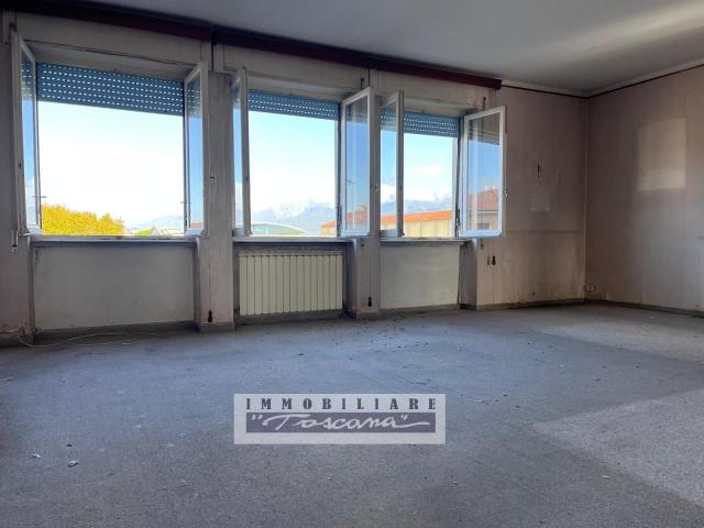 Appartamento in vendita a Viareggio