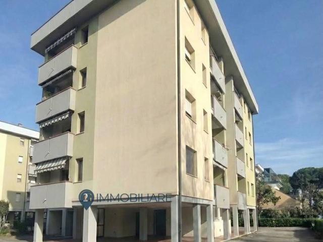 Appartamento in vendita a Viareggio