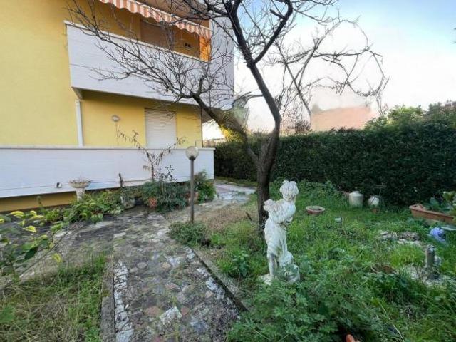 Appartamento in vendita a Viareggio 70 mq Rif: 1387839