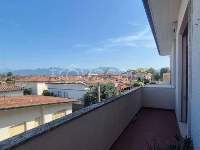Appartamento in vendita a Viareggio