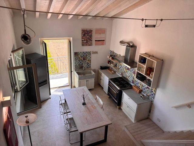 Appartamento in vendita a Viareggio