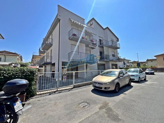 Appartamento in vendita a Viareggio