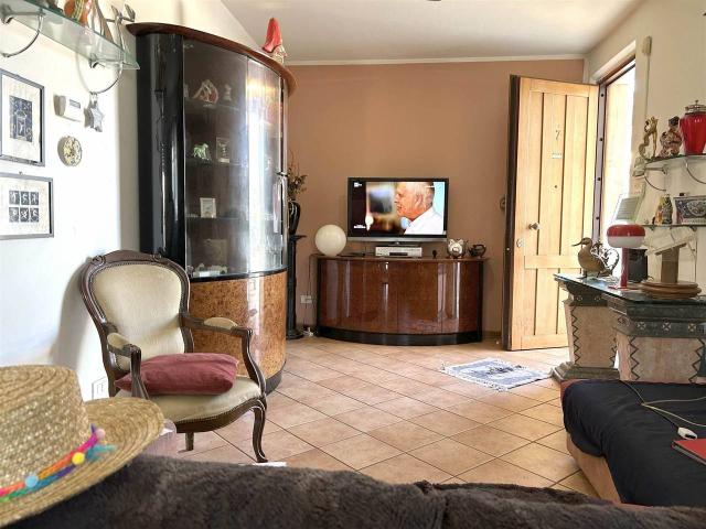 Appartamento in vendita a Viareggio