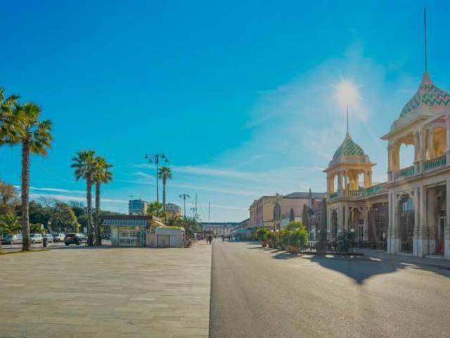 Appartamento in vendita a Viareggio