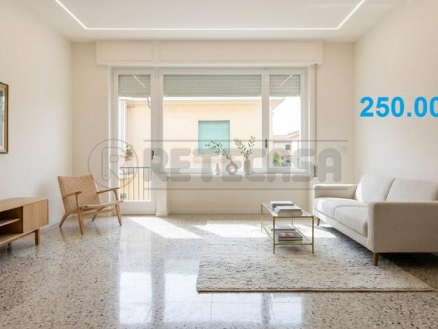 Appartamento in vendita a Viareggio via Giuseppe Mazzini, 228