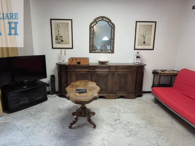 Appartamento in vendita a Viareggio, Centro