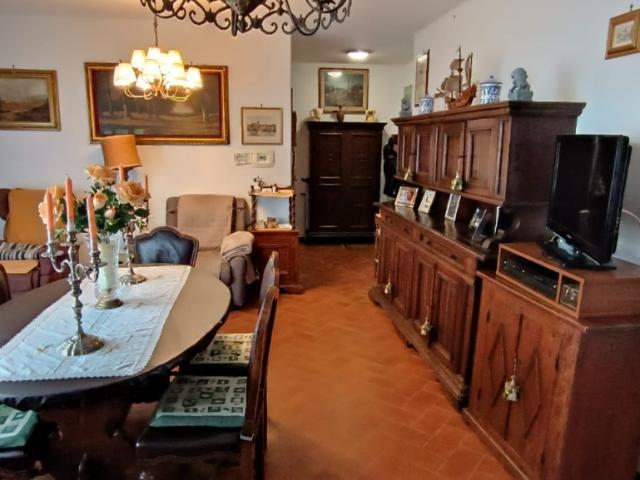 APPARTAMENTO in VENDITA a VIAREGGIO EX CAMPO D'AVIAZIONE di 4 vani
