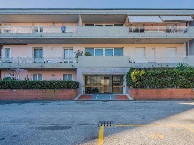 Appartamento in vendita a Viareggio LU