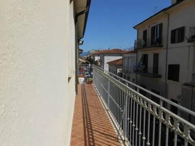 Appartamento in vendita a Viareggio LU