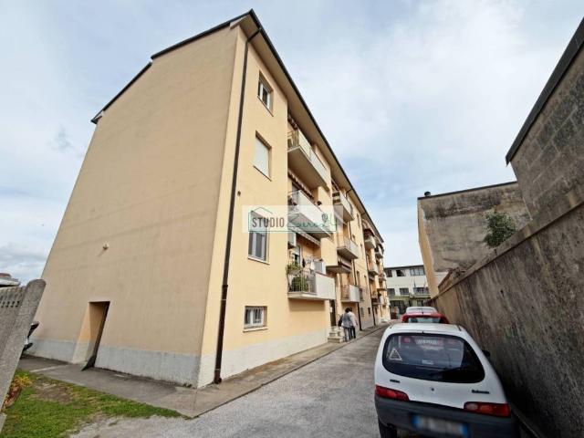 Appartamento in vendita a Viareggio LU