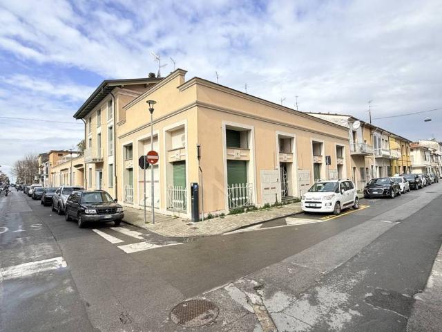 Appartamento in vendita a Viareggio LU