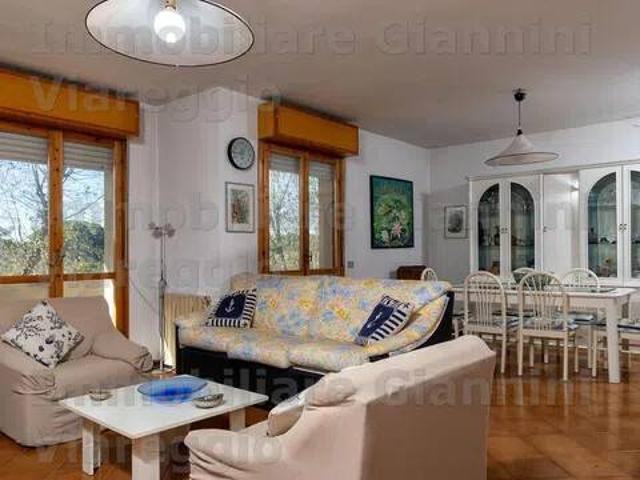 Appartamento in vendita a Viareggio LU