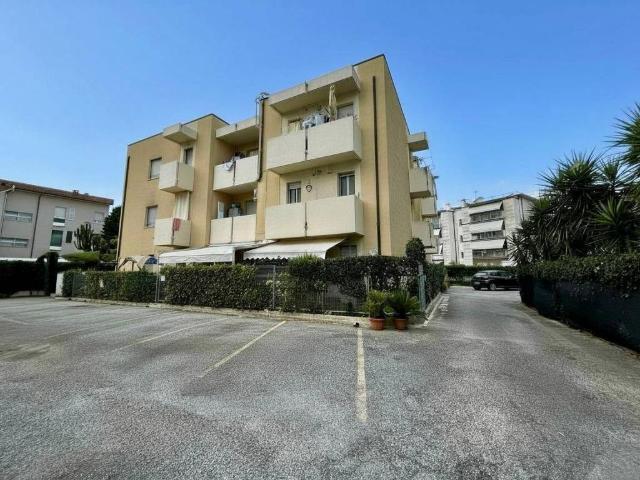 Appartamento in vendita a Viareggio LU