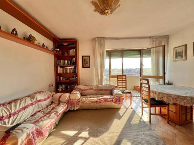 Appartamento in vendita a Viareggio LU