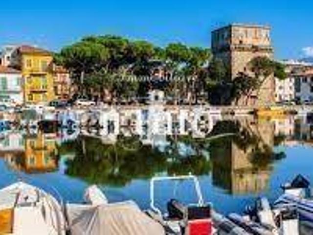 Appartamento in vendita a Viareggio LU