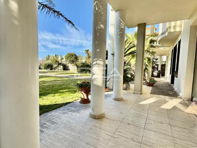 APPARTAMENTO in VENDITA a VIAREGGIO MARCO POLO di 3 vani