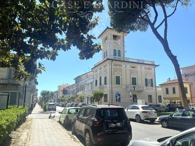 Appartamento in vendita a Viareggio piazza Santa Caterina, 9