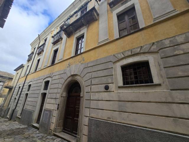 Appartamento in vendita a Vibo Valentia VV
